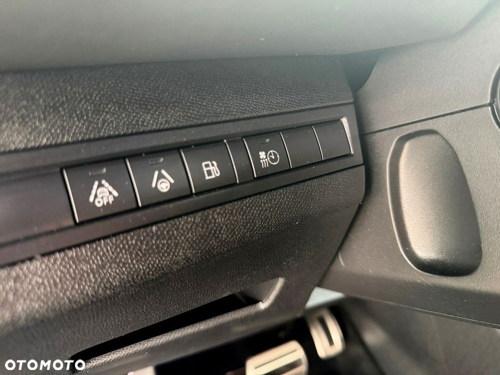 Peugeot 3008 - 26