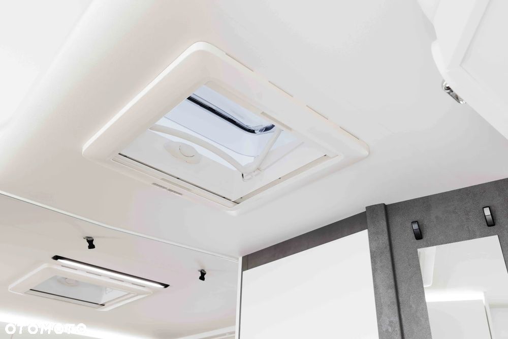 Renault Master Ahorn Camp T690 2026 r. LAIKA CARAVANS - 32