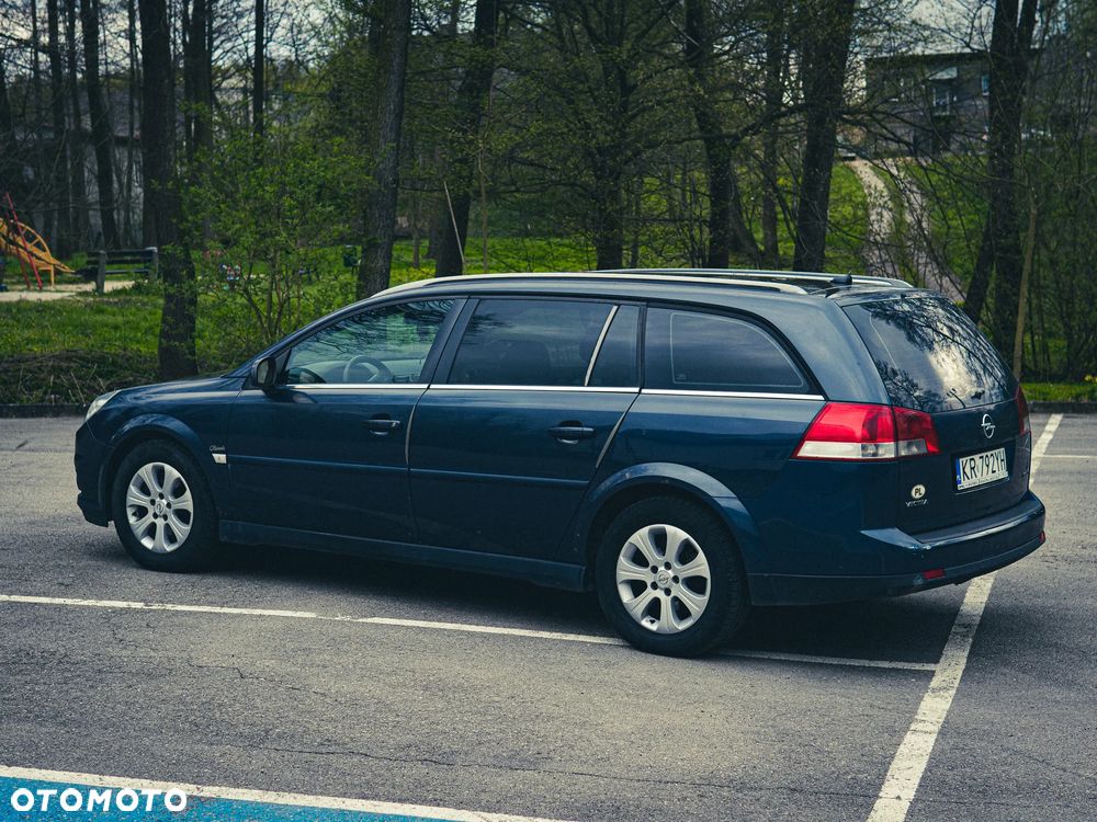 Opel Vectra 1.9 CDTI DPF Cosmo Plus - 4