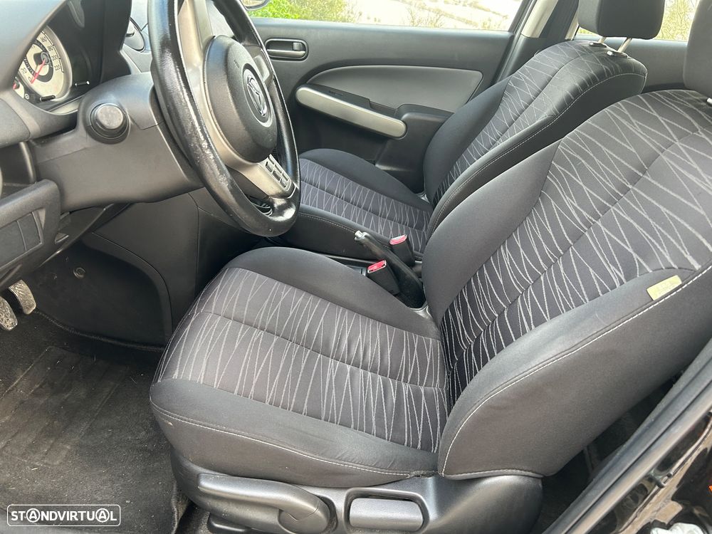 Mazda 2 1.3 MZR Core - 24