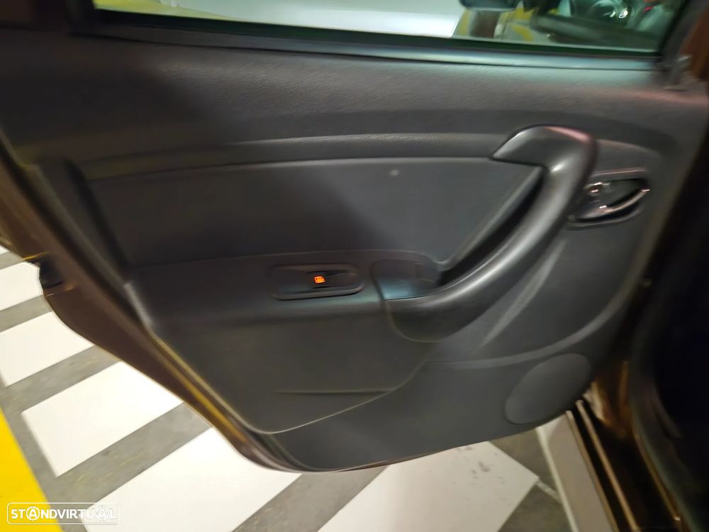 Dacia Duster 1.2 TCe Prestige - 23