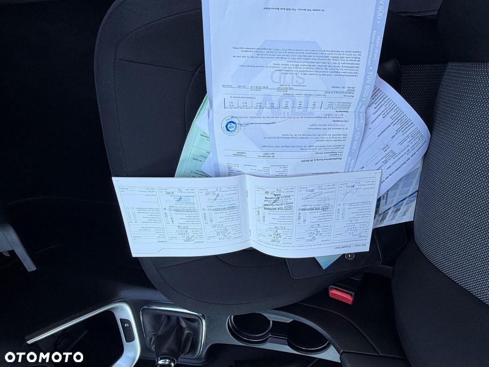 Kia Ceed 1.6 CRDi 136 ISG Dream Team Edition - 36