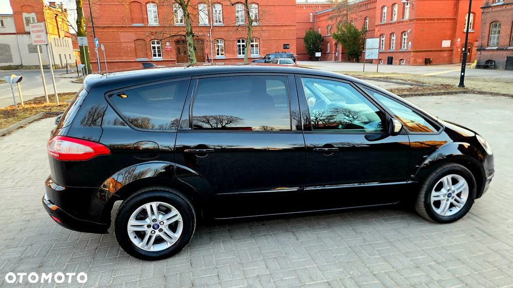 Ford S-Max 2.0 TDCi DPF Titanium X - 13