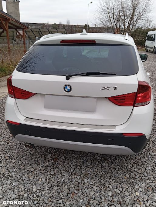 BMW X1 sDrive20d - 8