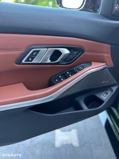BMW M3 M Competition xDrive sport - 16