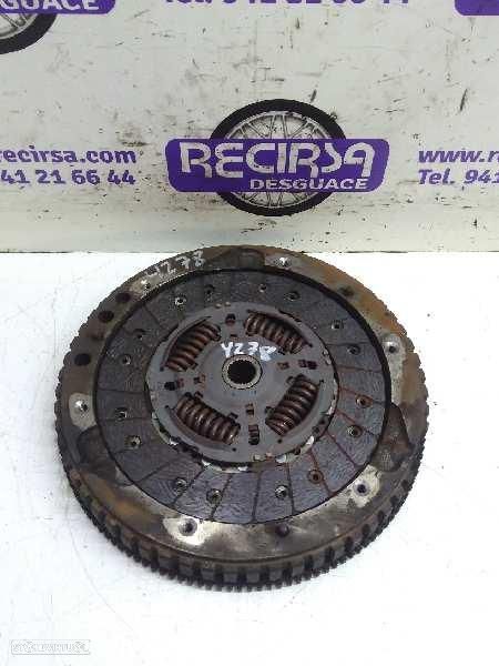 VOLANTE MOTOR DACIA SANDERO II - 1