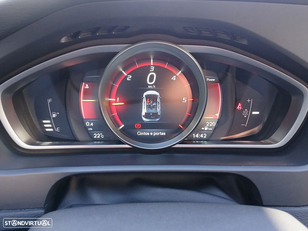 Volvo V40 1.6 D2 R-Design - 36