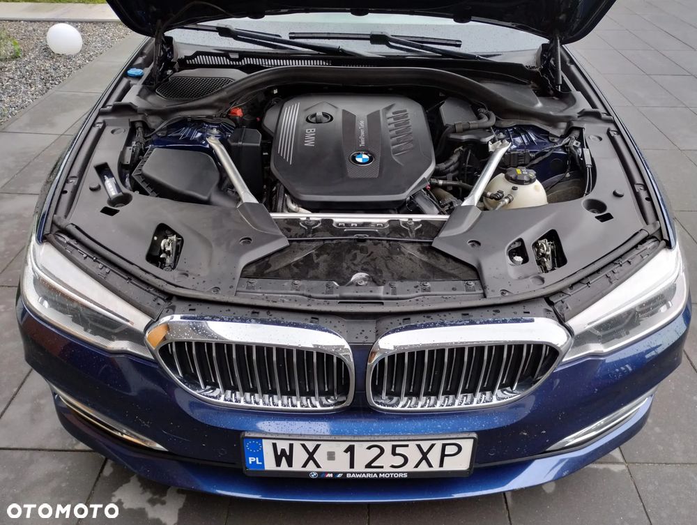 BMW Seria 5 530d Luxury Line - 10