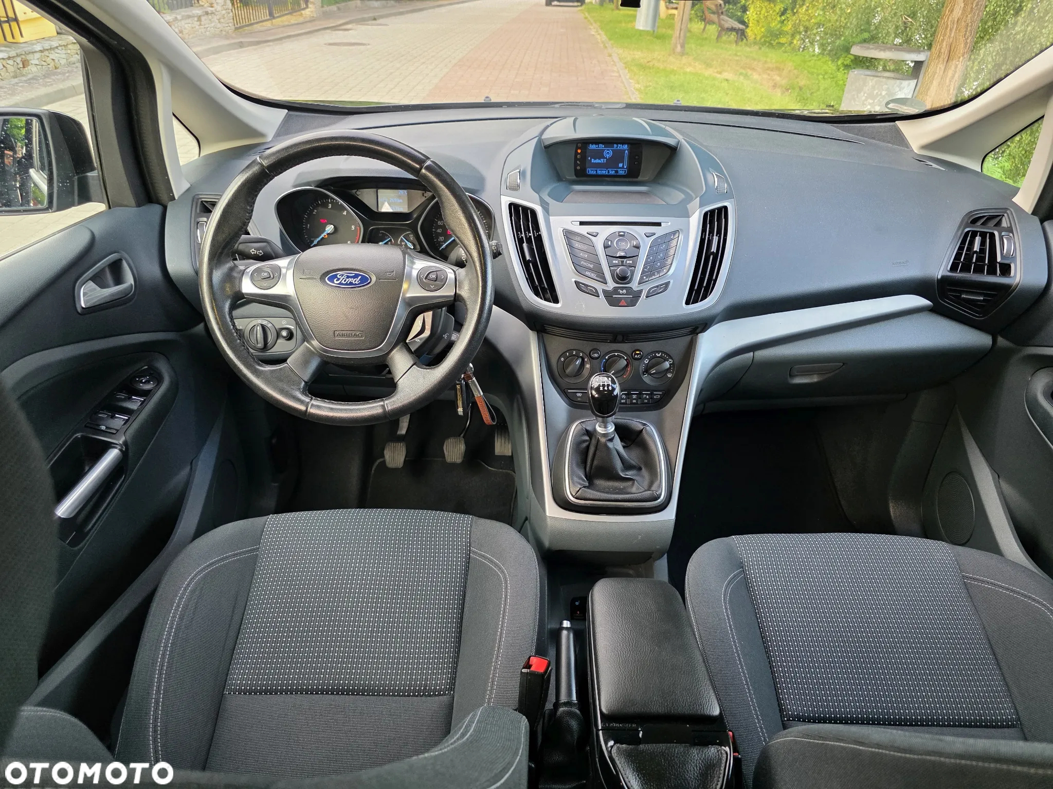 Ford Grand C-MAX 1.6 TDCi Start-Stop-System Champions Edition - 14