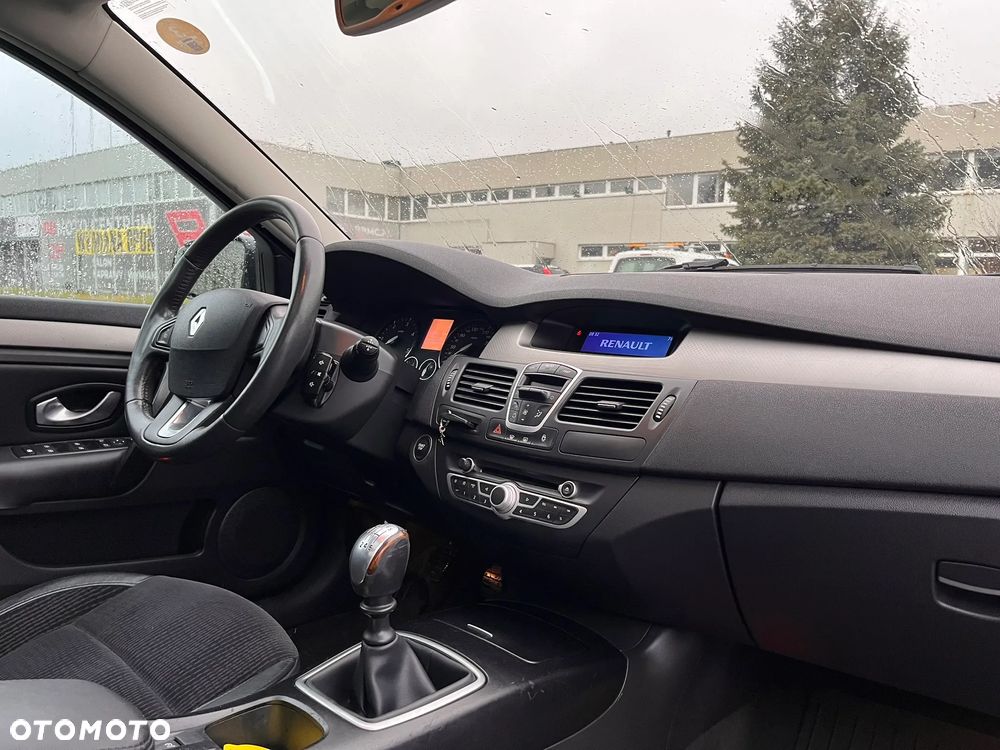 Renault Laguna dCi 110 FAP Dynamique - 12