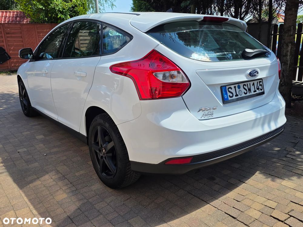 Ford Focus 1.6 TI-VCT Ambiente - 9