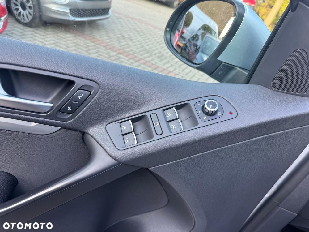 Volkswagen Tiguan 2.0 TDI DPF BlueMotion Technology Cup Sport & Style - 16