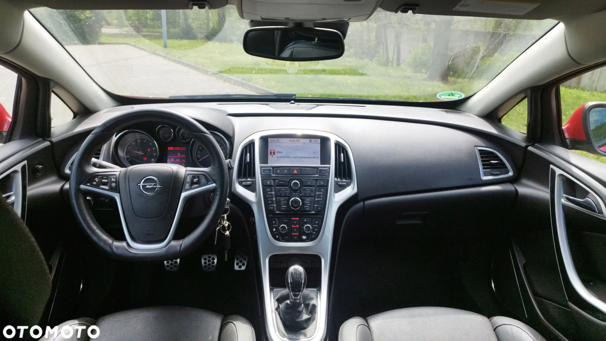 Opel Astra IV GTC 1.6 T Sport - 16
