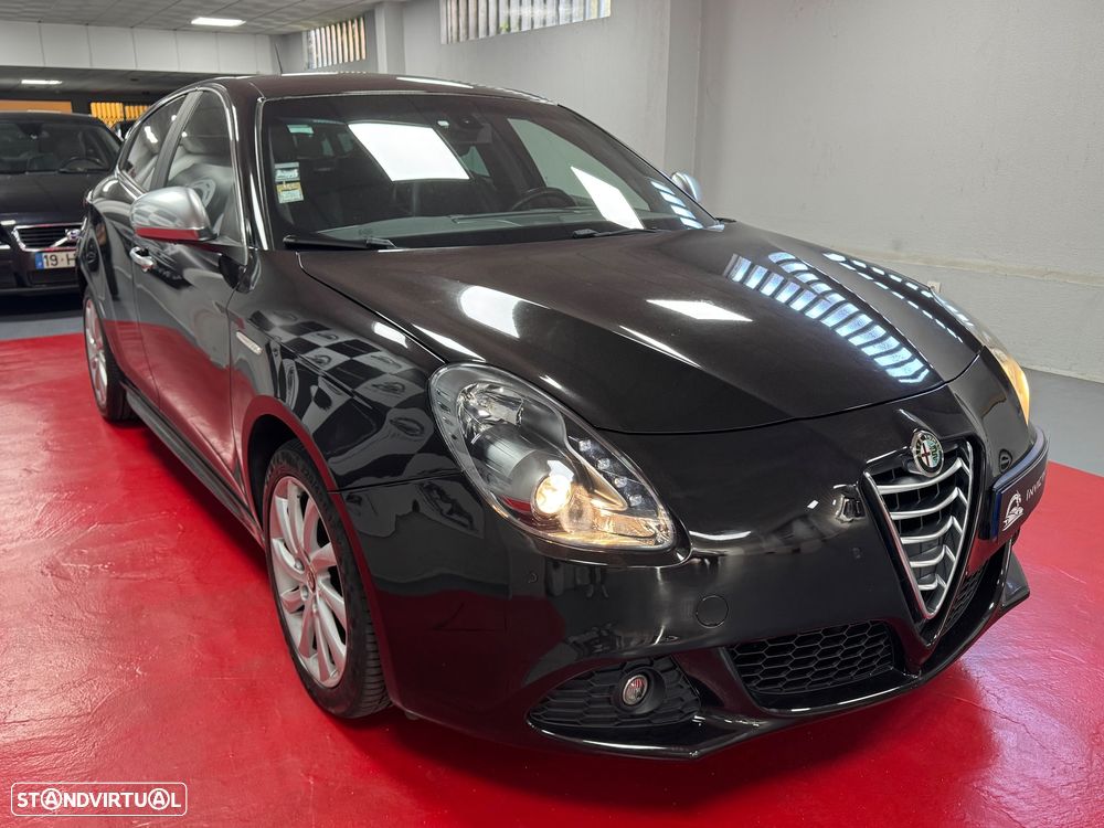 Alfa Romeo Giulietta 1.6 JTDM Veloce - 9