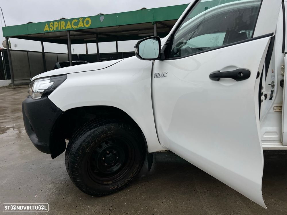 Toyota Hilux - 7