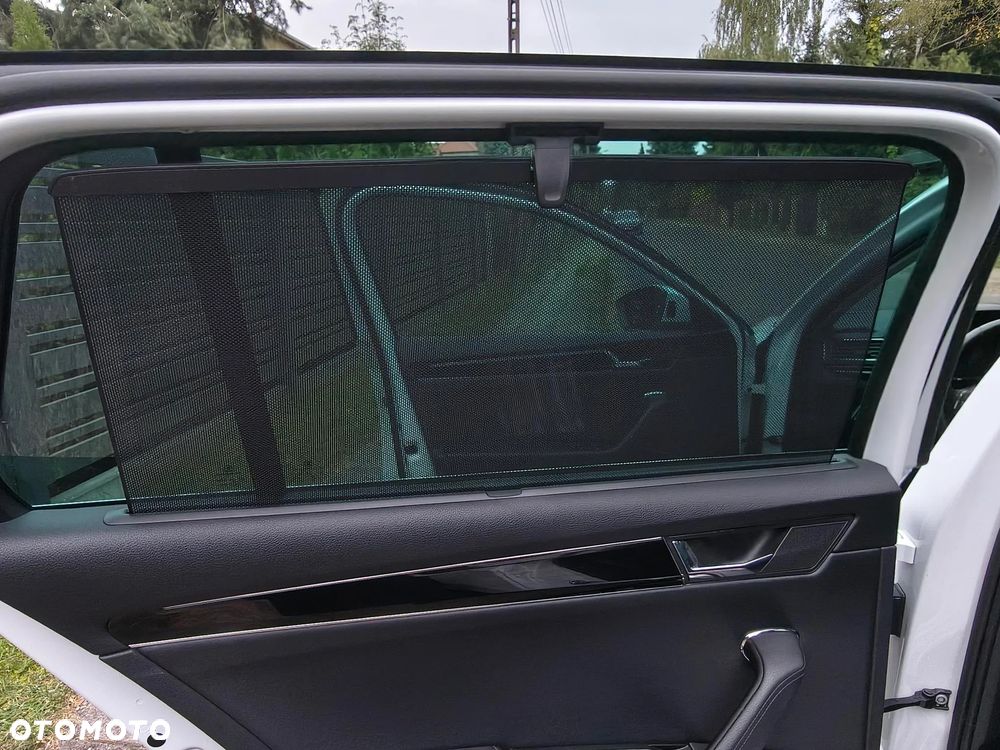 Skoda Superb 2.0 TDI DSG L&K - 11