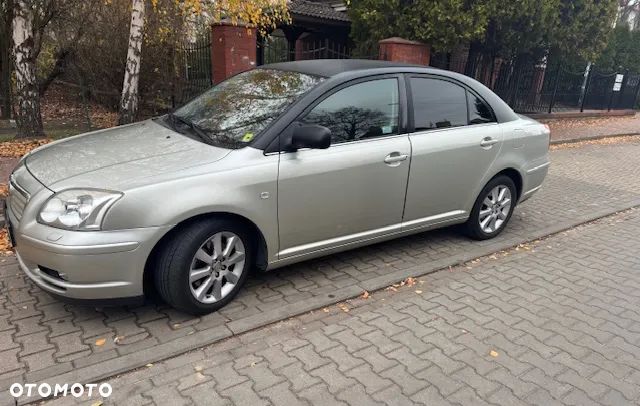 Toyota Avensis - 6