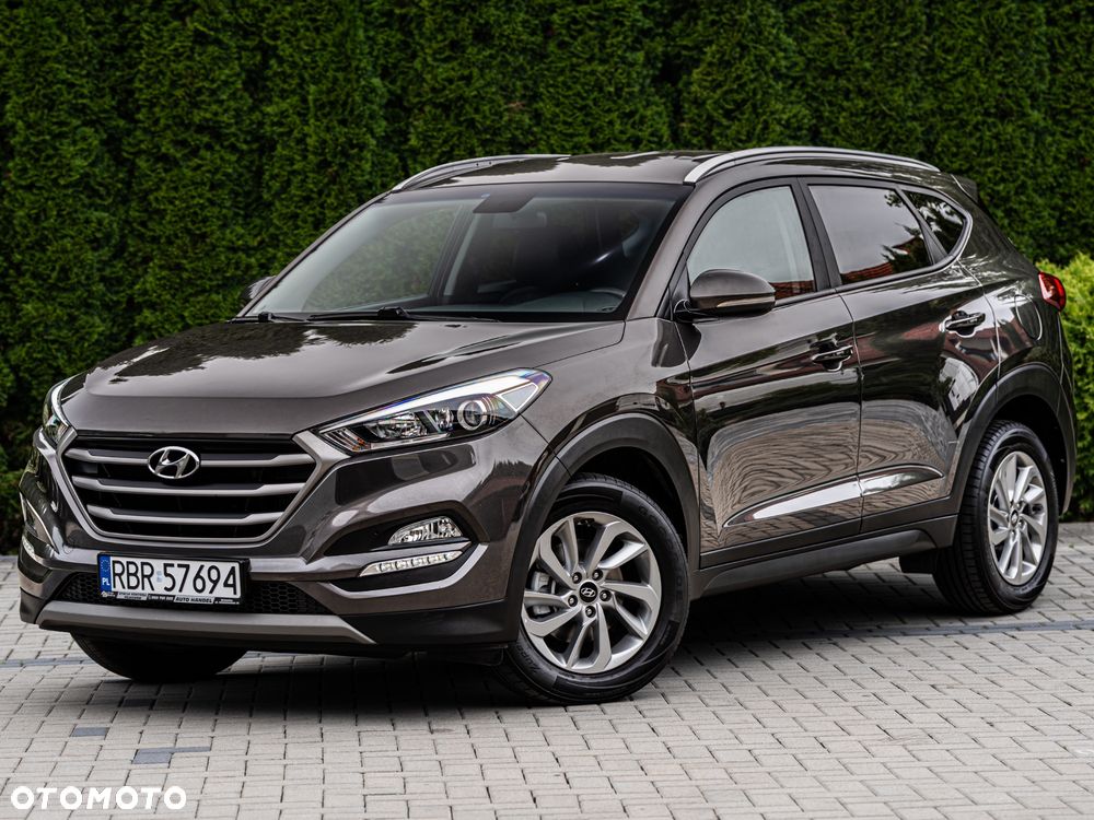 Hyundai Tucson 1.7 CRDI BlueDrive Style 2WD - 19