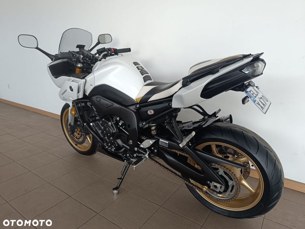 Yamaha FZ8 - 15