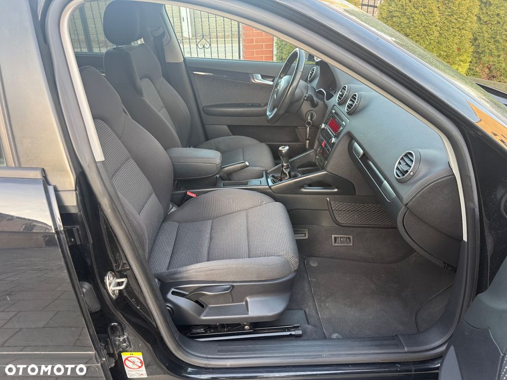 Audi A3 Sportback 1.4 TFSI Attraction - 17