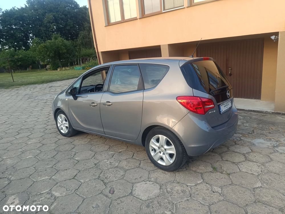 Opel Meriva 1.7 CDTI Color Edition - 2