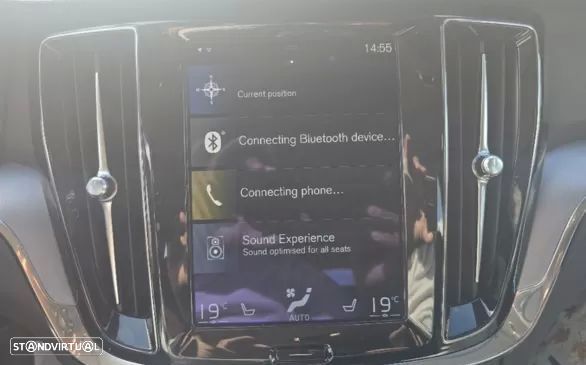 Volvo V60 2.0 B4 Momentum Plus - 16