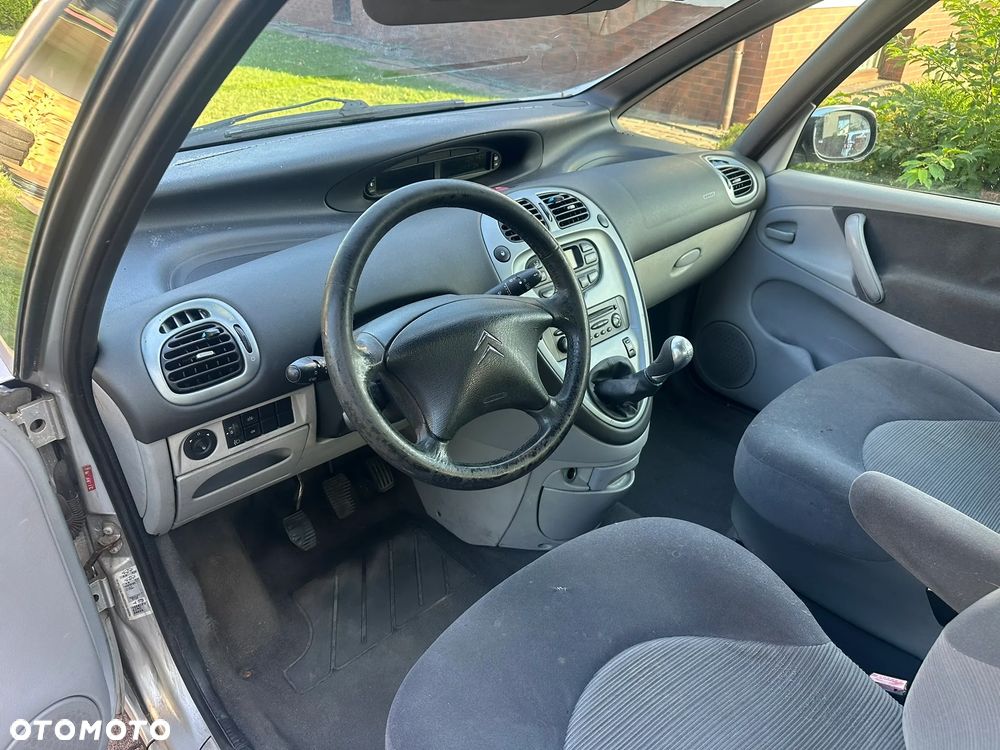 Citroën Xsara Picasso 1.8 16V Control+ (ex) - 10
