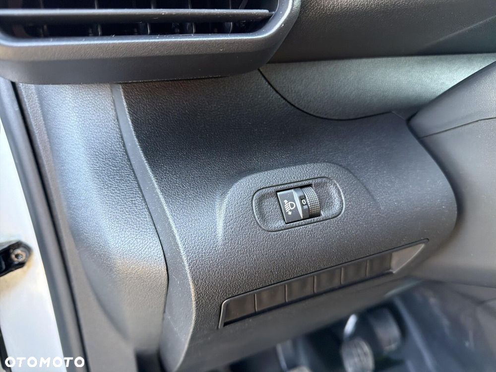 Peugeot partner-van 1.5 BlueHDi 100 PREMIUM Standard 650 4d - 20