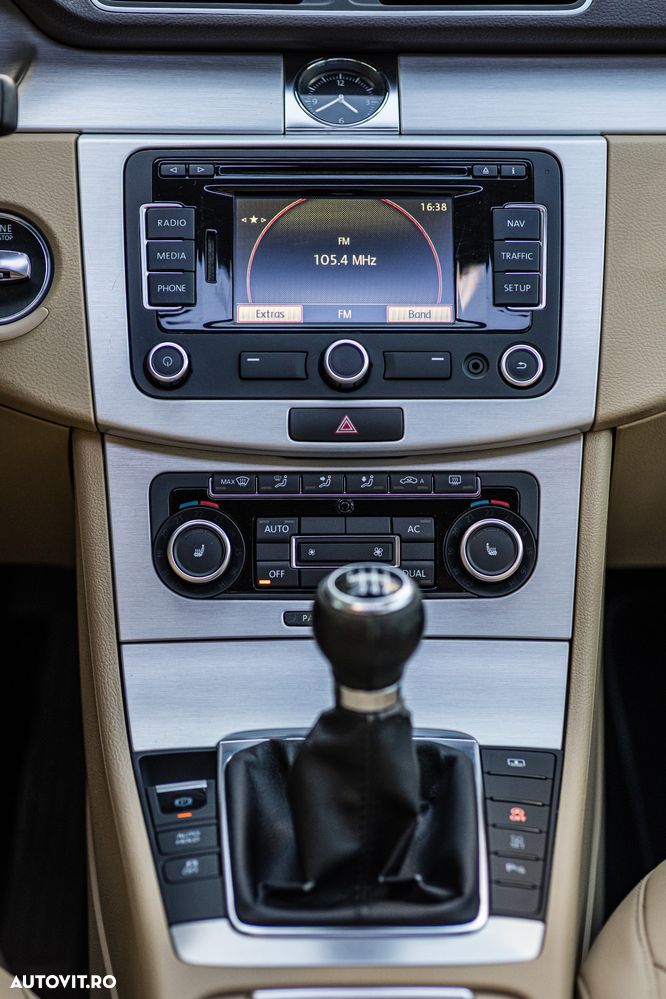 Volkswagen Passat - 5