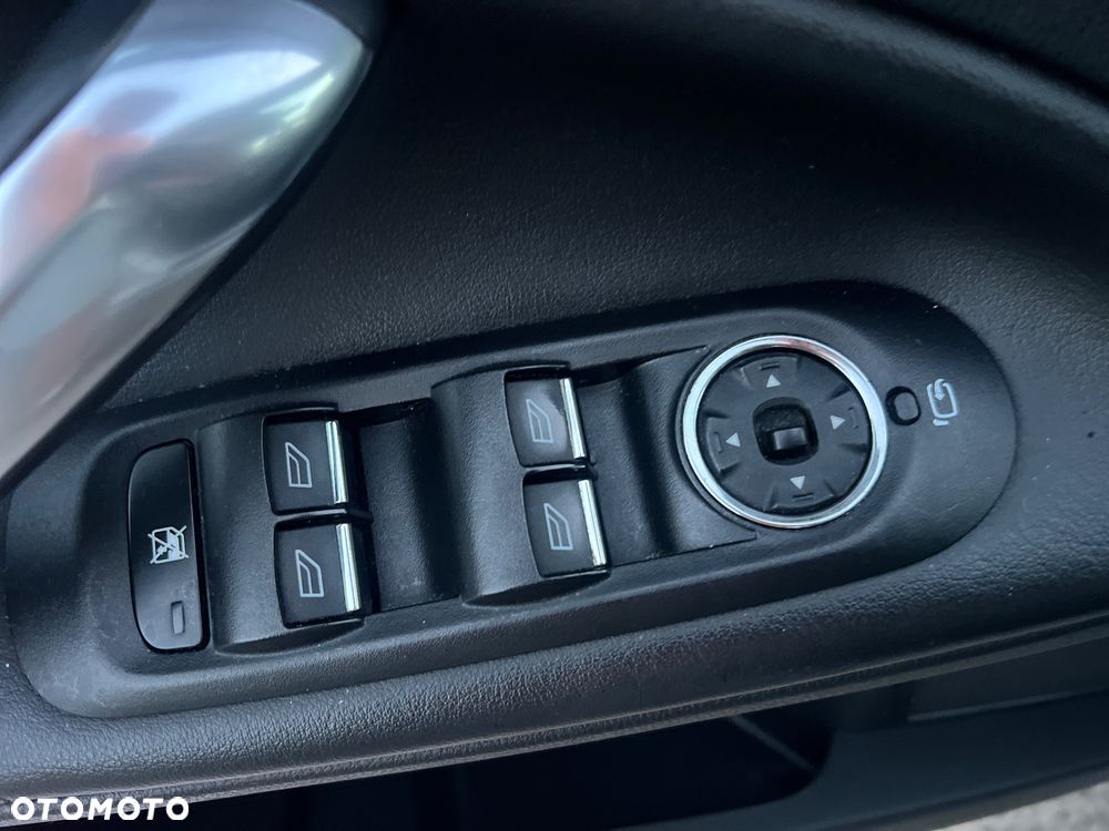 Ford Mondeo 2.0 TDCi Titanium S - 19