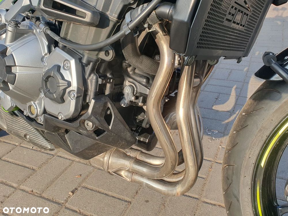 Kawasaki Z 900 - 25