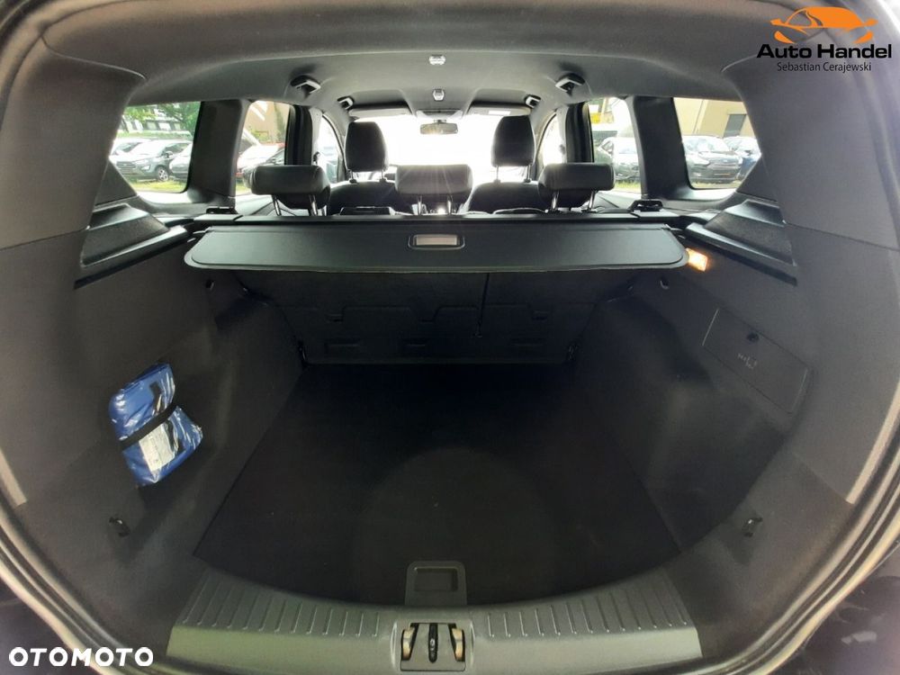 Ford Kuga 1.5 EcoBoost 2x4 ST-Line - 13
