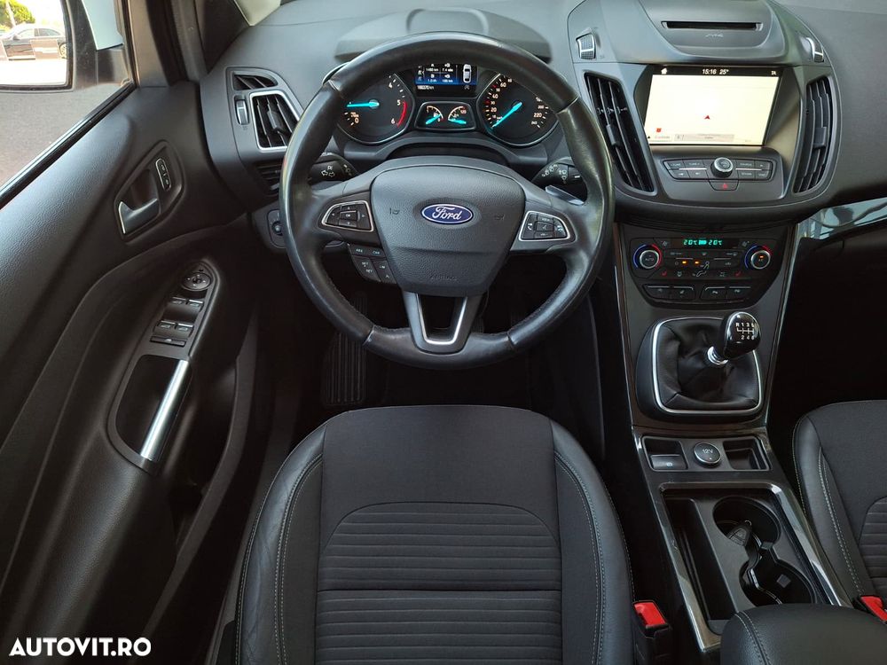 Ford Kuga - 15