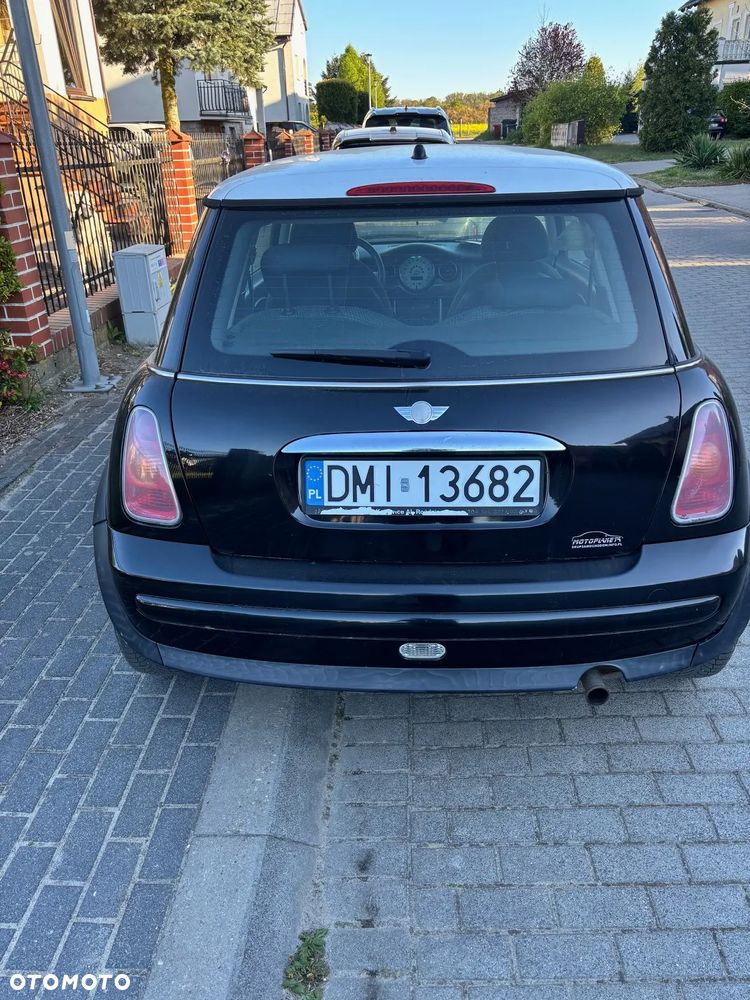 MINI Cooper Standard - 11