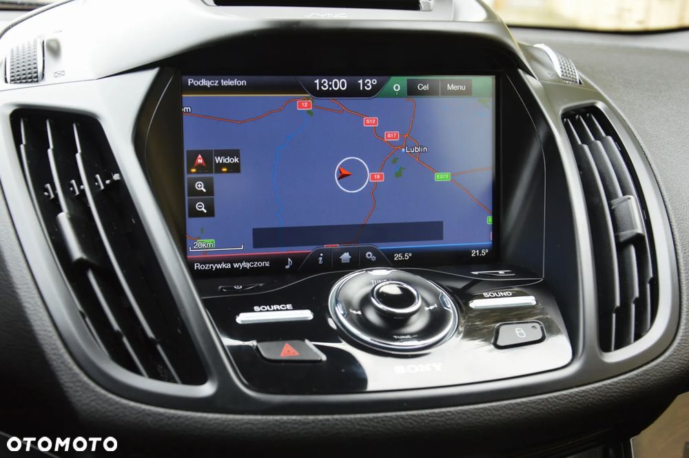 Ford Kuga - 32
