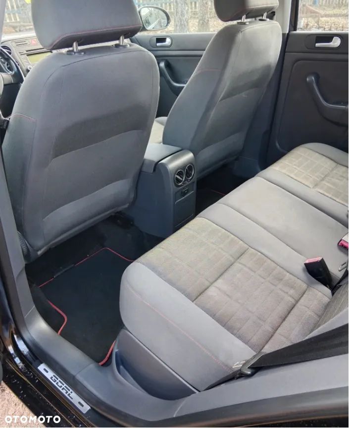 Volkswagen Golf Plus 1.9 TDI DPF Goal - 32