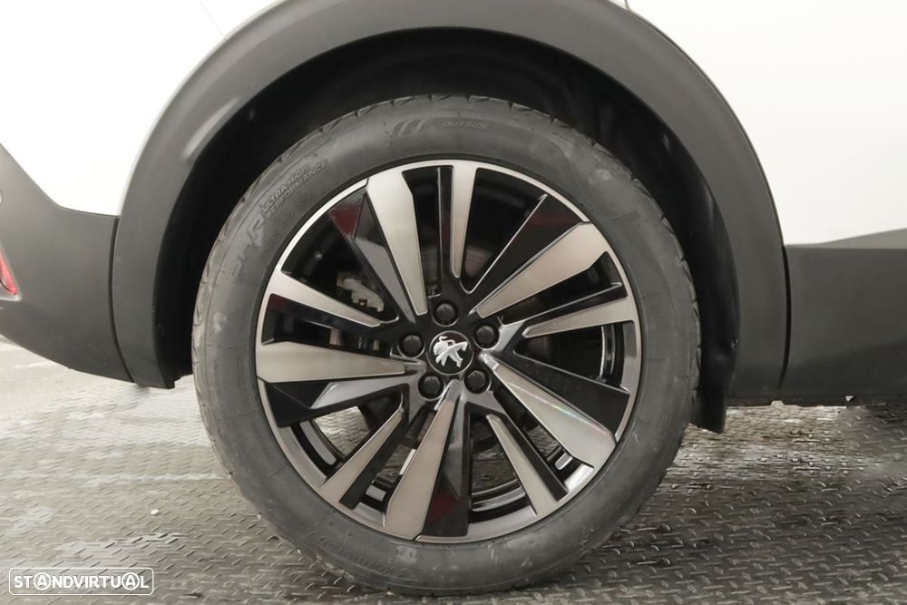 Peugeot 3008 1.2 PureTech GT EAT8 - 5