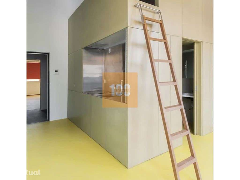 Estúdio com mezanino em Cedofeita - Grande imagem: 3/15