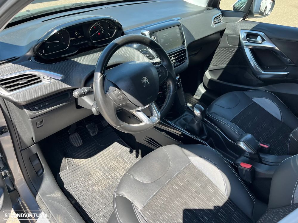 Peugeot 2008 1.6 BlueHDi Style - 10