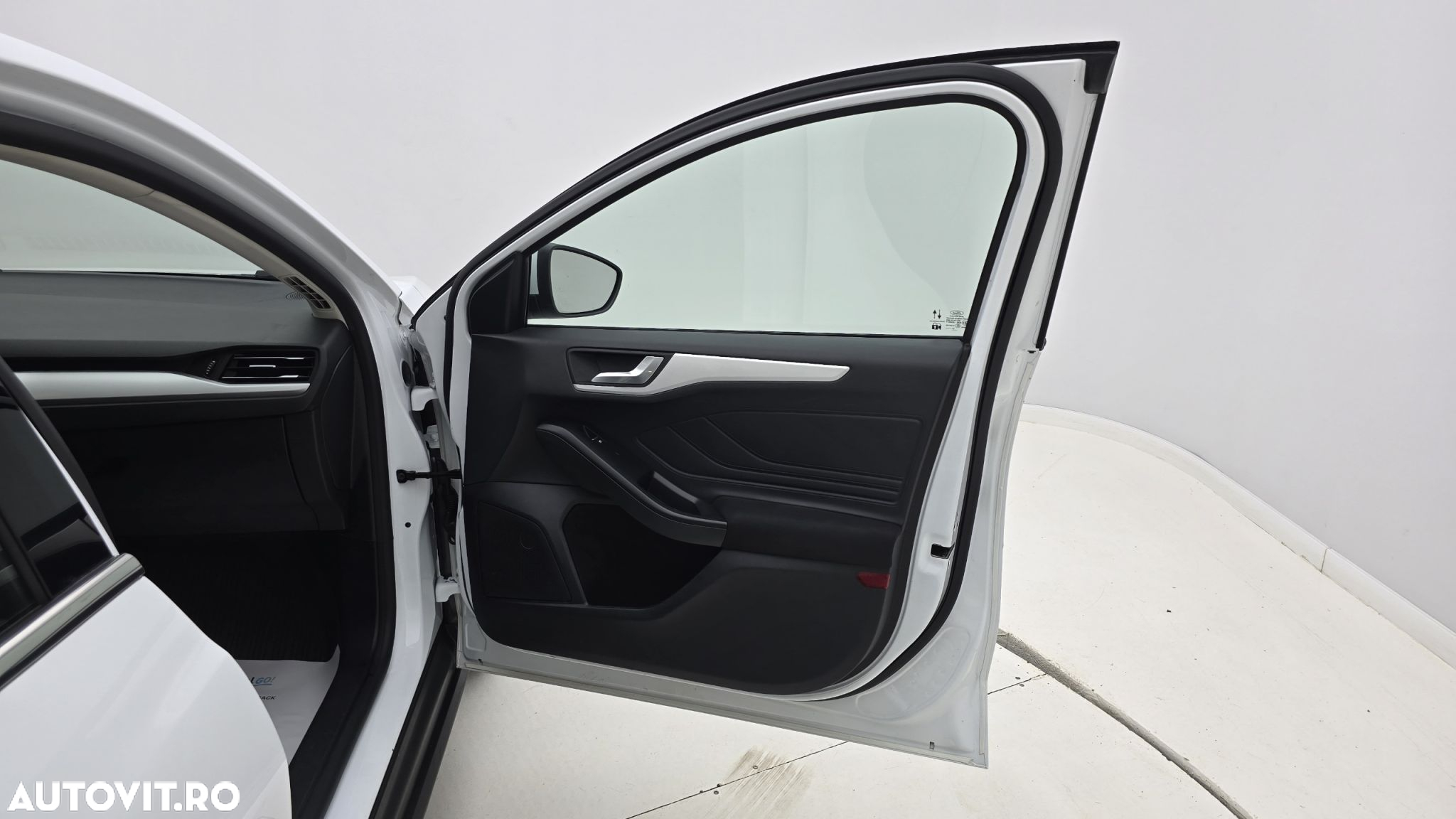 Ford Focus 1.5 EcoBlue Trend - 18