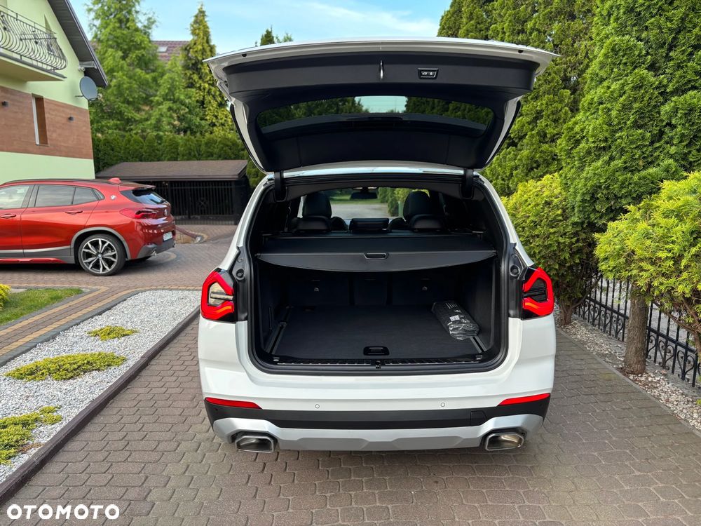 BMW X3 xDrive20d - 14