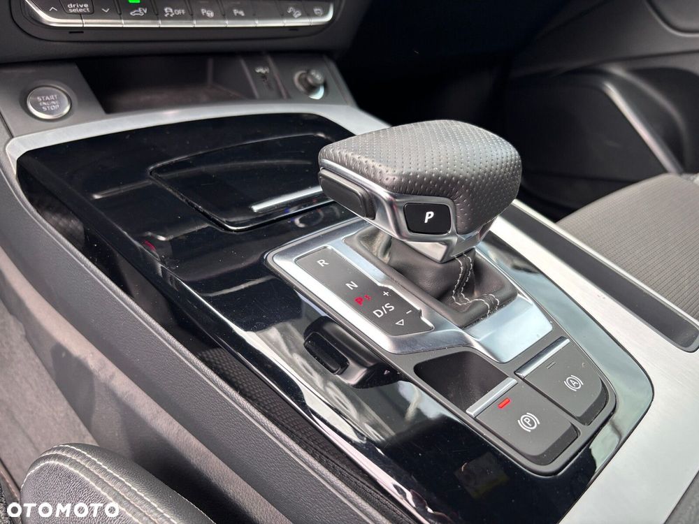 Audi Q5 Sportback - 16