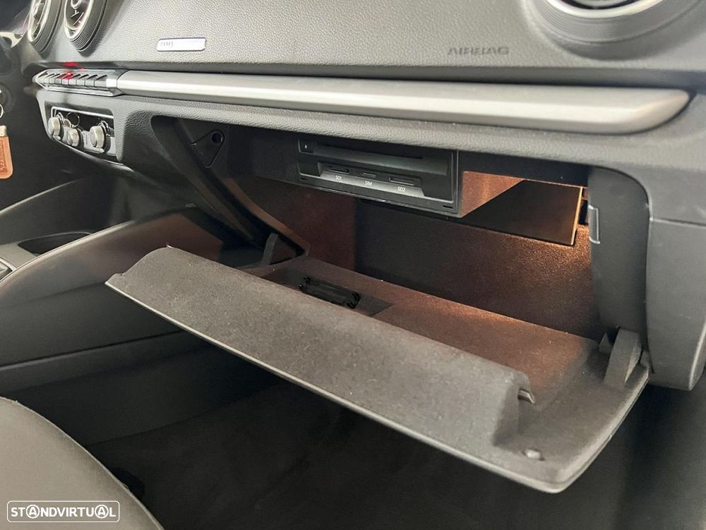 Audi A3 Sportback 30 TFSI - 17