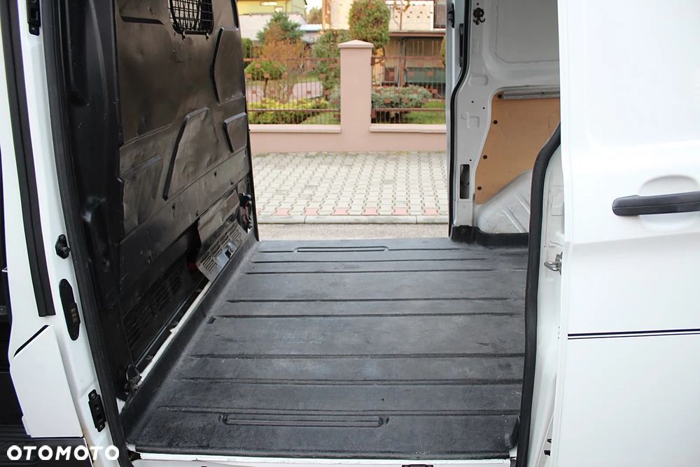 Ford Transit Custom - 13