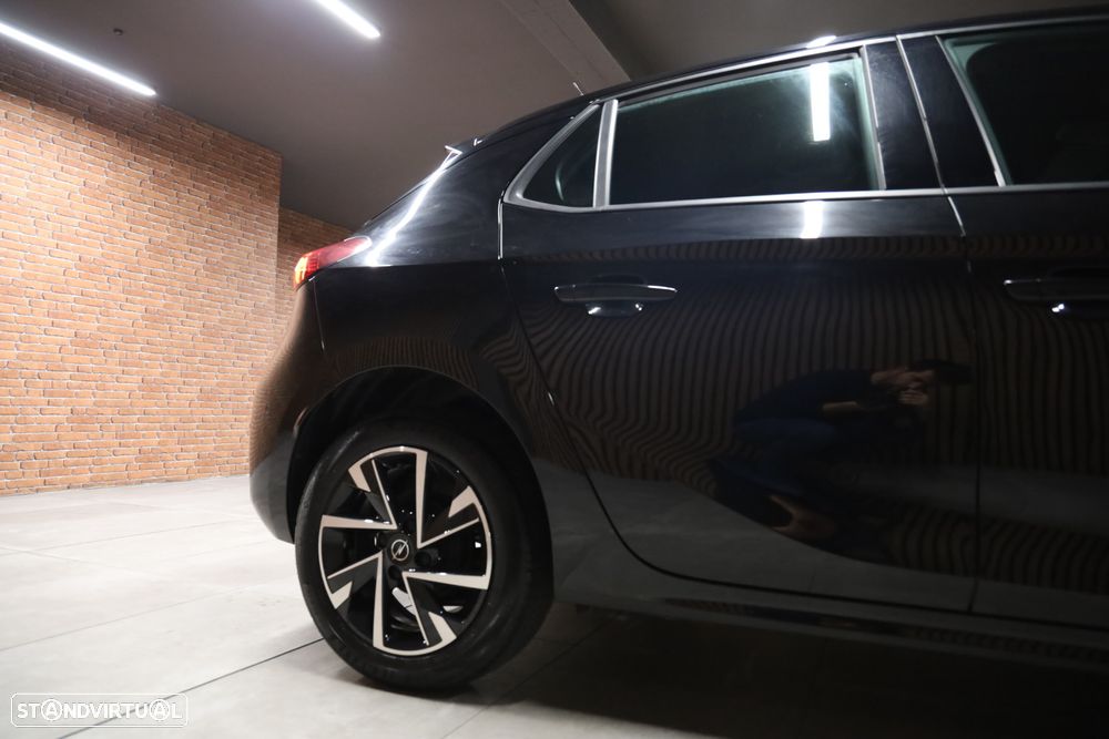 Opel Corsa 1.2 T GS - 25