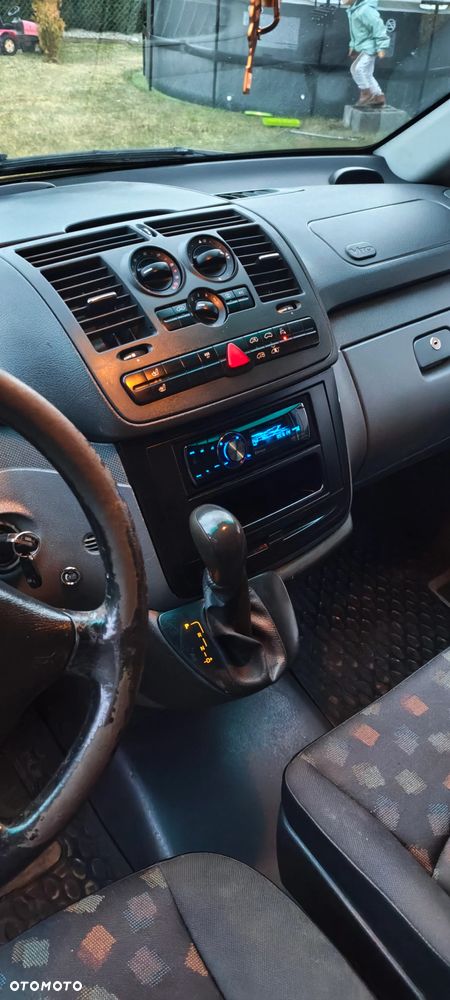 Mercedes-Benz Vito - 10