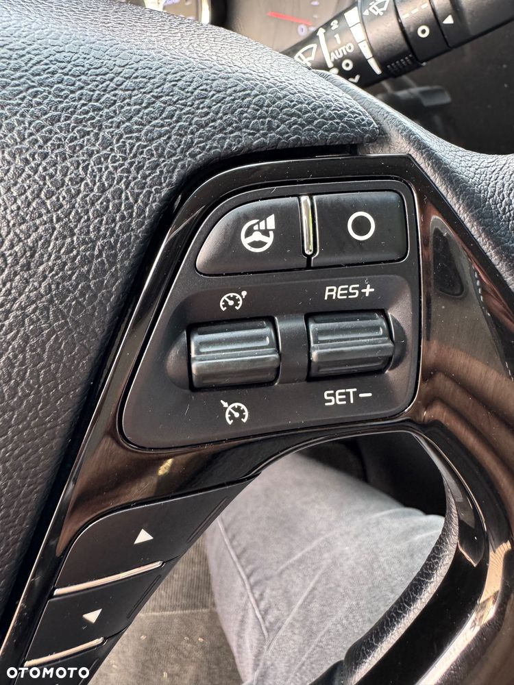 Kia Ceed Cee'd 1.6 CRDi Business Line - 11