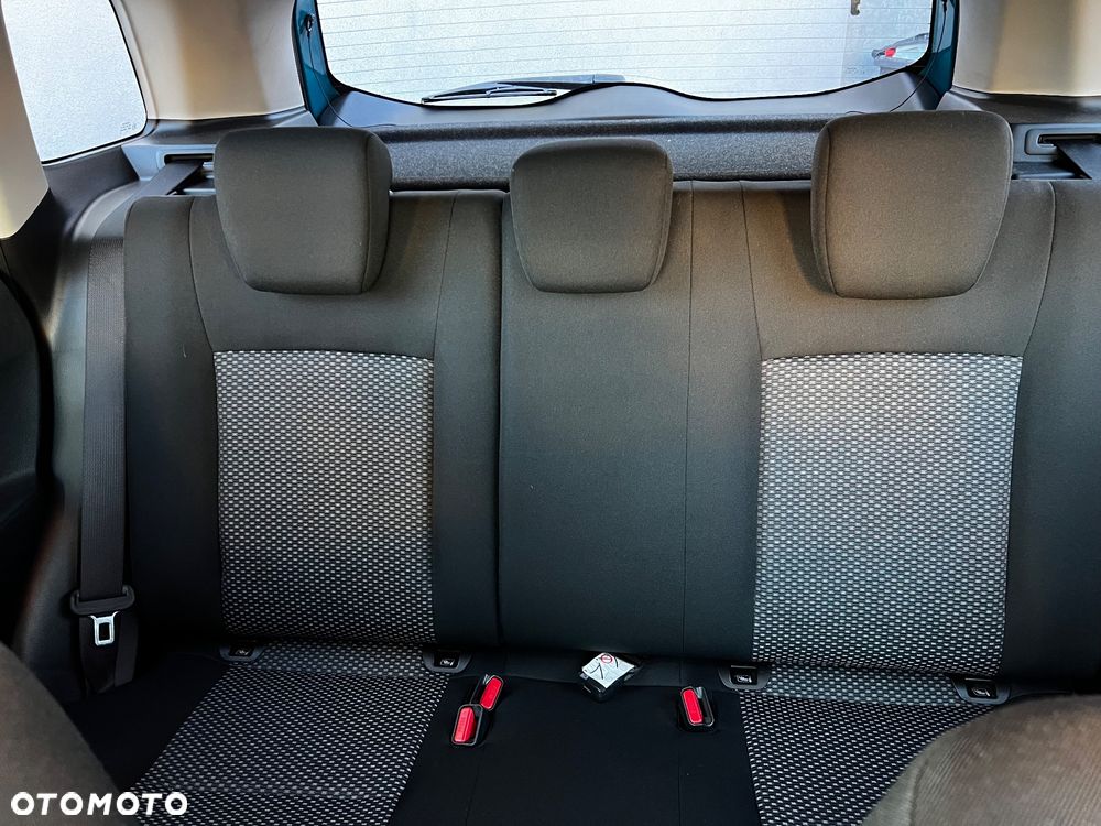 Suzuki Vitara 1.6 Comfort 2WD - 20