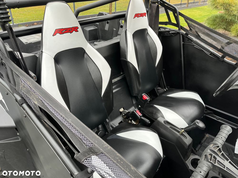 Polaris RZR - 8
