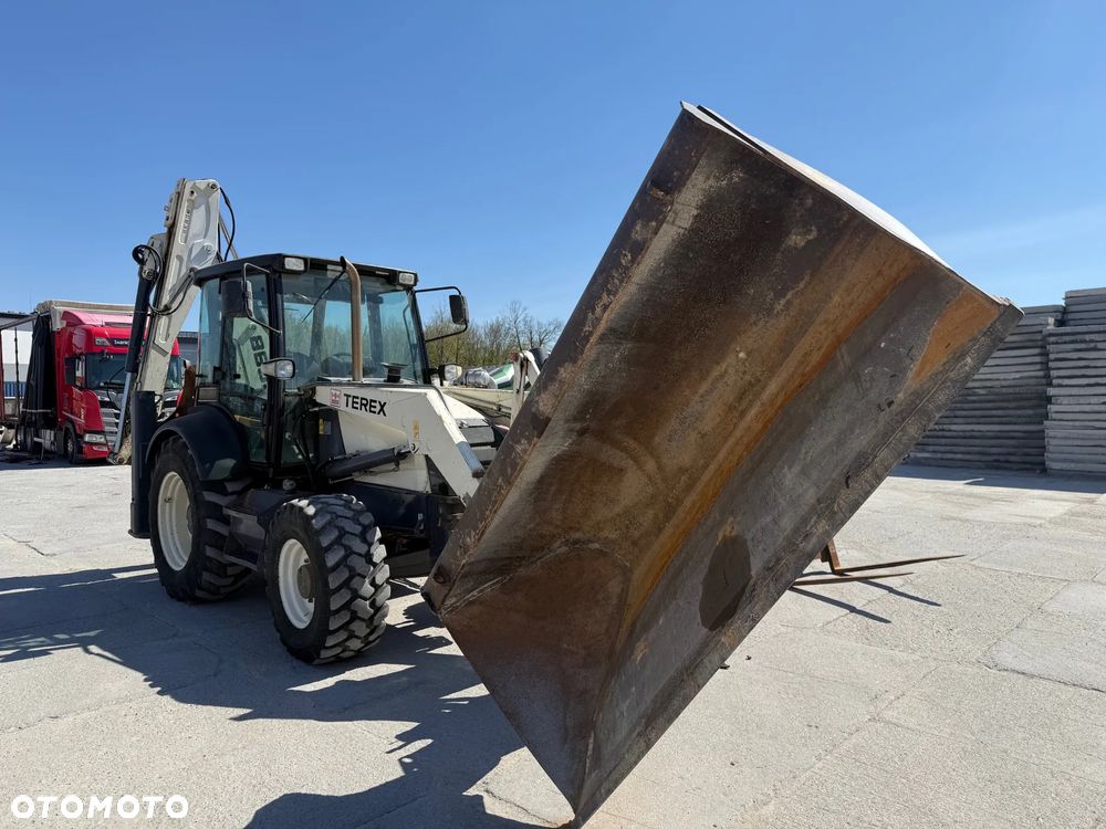 Terex 860 / 2012 / Uchylna Przednia Łyżka / Szybkozłącza - 32